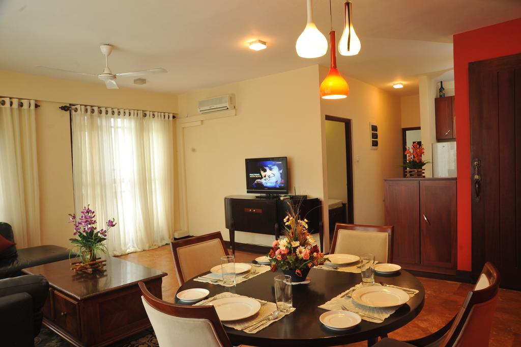 Prestige Court Residencies Hotel Dehiwala-Mount Lavinia Luaran gambar